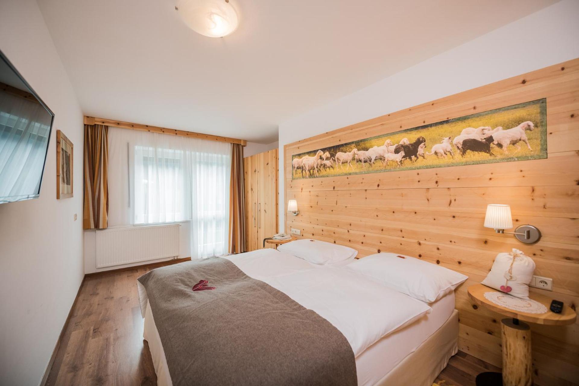 Alpenwellnesshotel St. Veit سيستو المظهر الخارجي الصورة