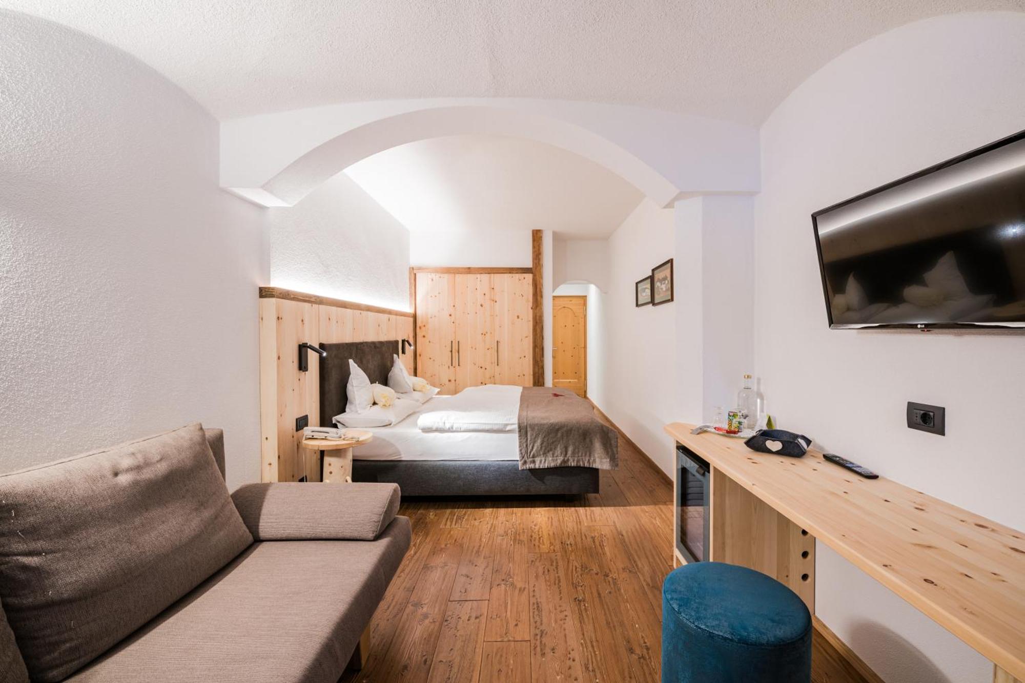Alpenwellnesshotel St. Veit سيستو المظهر الخارجي الصورة